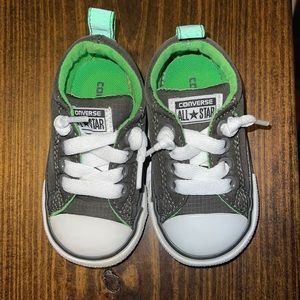 Converse toddler All Star size 5